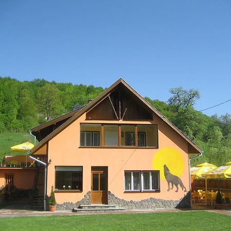 Pensiunea Colt Alb Baile Homorod Exterior photo