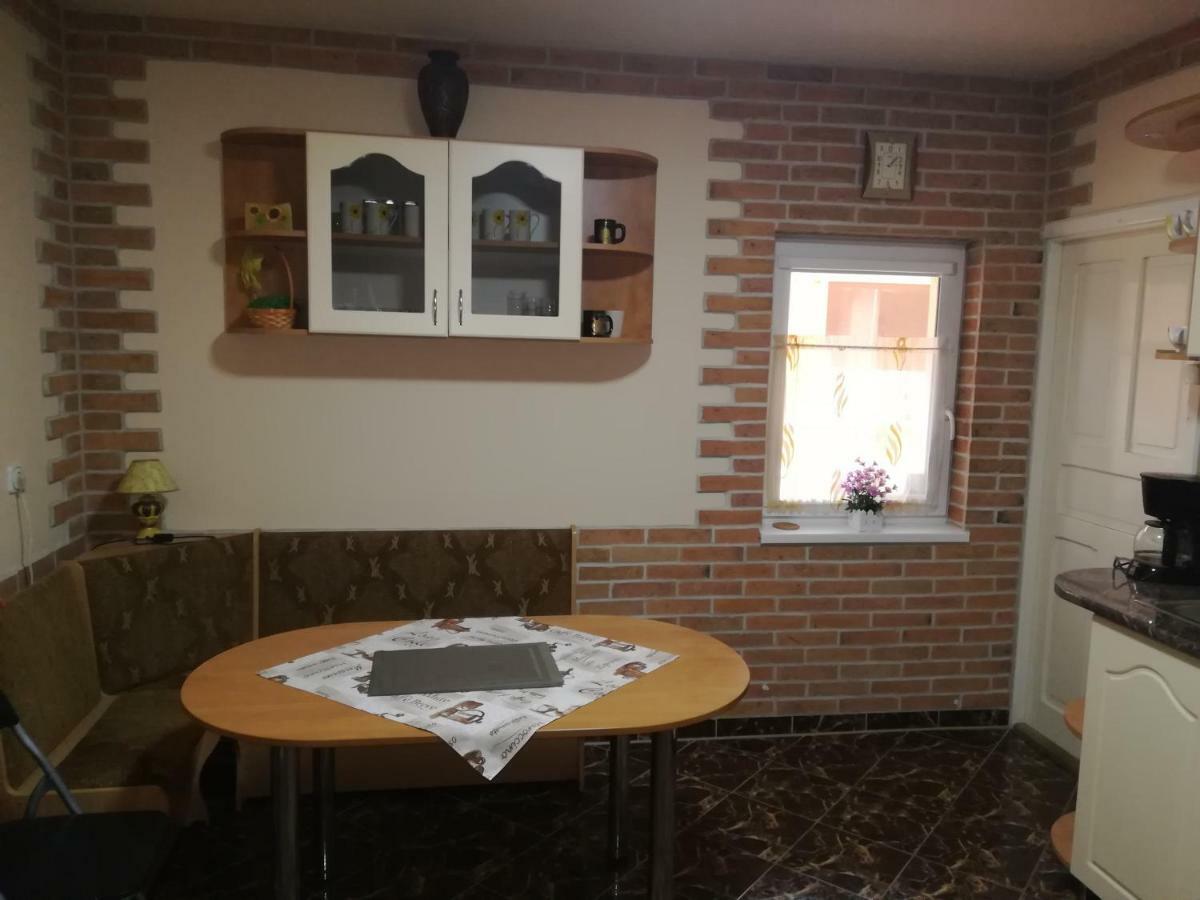 Pensiunea Colt Alb Baile Homorod Exterior photo